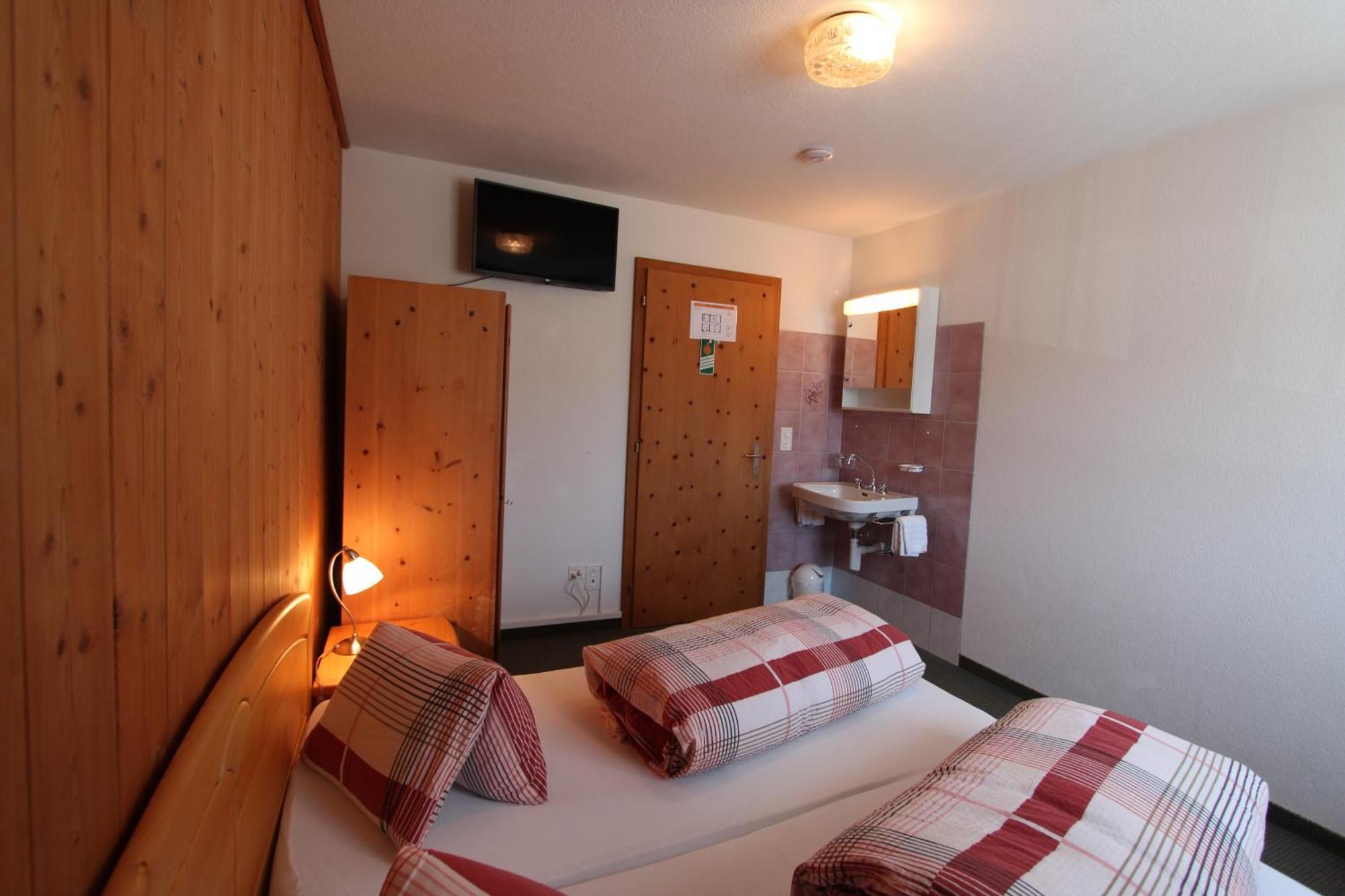Hotel Al Rom Tschierv Zimmer foto